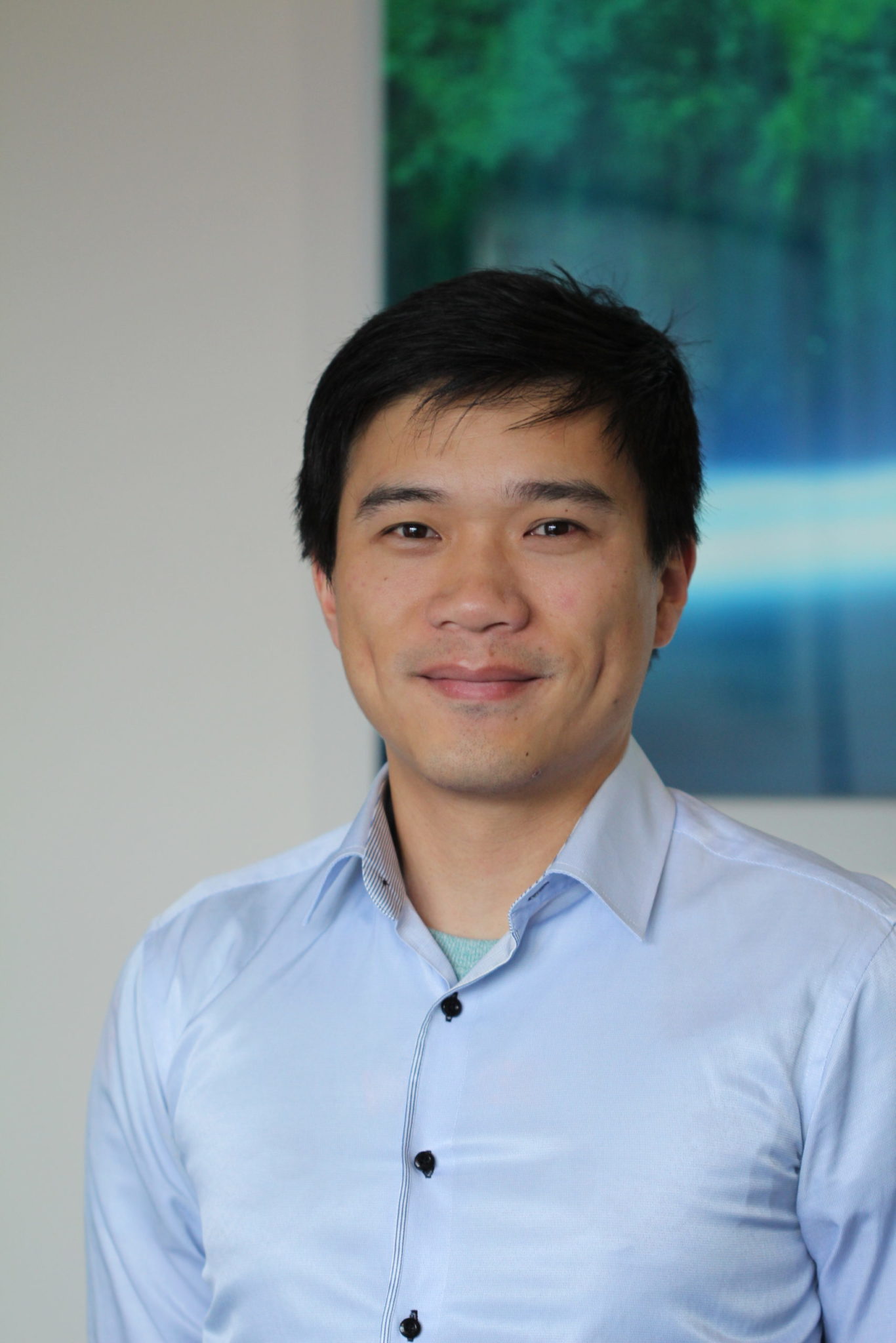 Dr. Yuen Zhu